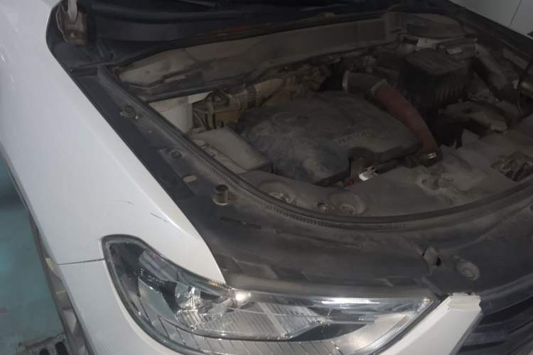 Used Haval H2 2018 Blue Label 1.5T Dual-Clutch Two-Wheel-Drive Elite Model Engine Bay Right