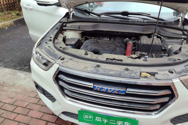 Used Haval H2 2018 Blue-Label 1.5T Dual-Clutch Two-Wheel-Drive Luxury Model Engine Bay Right