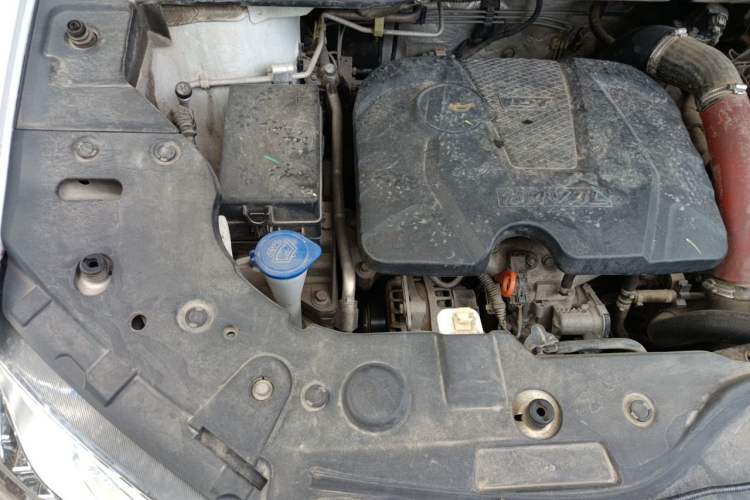 Used Haval H2 2018 Red-Label 1.5T Dual-Clutch Two-Wheel-Drive Luxury Model Engine Bay Right