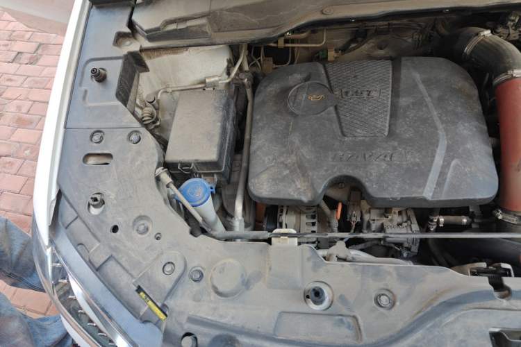 Used Haval H2 2018 Red-Label 1.5T Dual-Clutch Two-Wheel-Drive Luxury Model Engine Bay Right