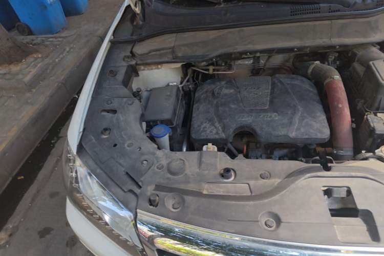 Used Haval H2 2018 Red-Label 1.5T Dual-Clutch Two-Wheel-Drive Luxury Model Engine Bay Right