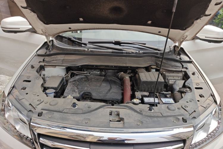 Used Haval H2 2018 Red-Label 1.5T Dual-Clutch Two-Wheel-Drive Luxury Model Engine Bay