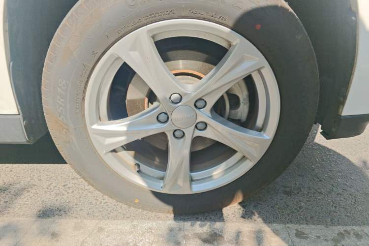Used Haval H2 2018 1.5T Manual Two-Wheel Drive Fashion Edition China VI Exterior 1