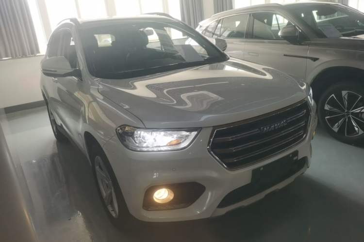 Used Haval H2 2018 1.5T Dual-Clutch Two-Wheel Drive Fashion Model China VI Standard Exterior 1