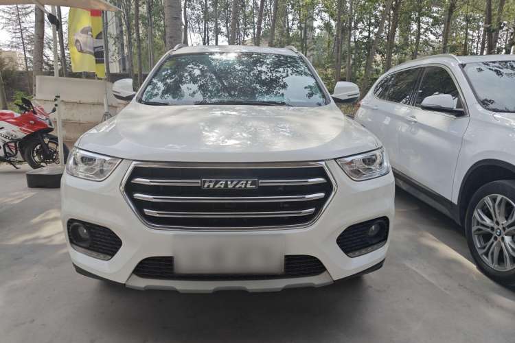 Used Haval H2 2018 1.5T Dual-Clutch Two-Wheel Drive Fashion Model China VI Standard Exterior 1