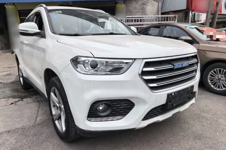 Used Haval H2 2018 Chuanxiang Edition Blue Badge 1.5T Dual-Clutch Two-Wheel Drive Fashionable Model Exterior 1