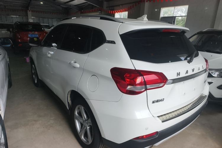 Used Haval H2 2018 Chuanxiang Edition Blue Badge 1.5T Dual-Clutch Two-Wheel Drive ZhiShang Model Exterior 2