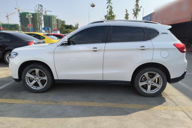 Used Haval H2 2018 1.5T Dual-Clutch Two-Wheel Drive Fashion Model China VI Standard Exterior 2