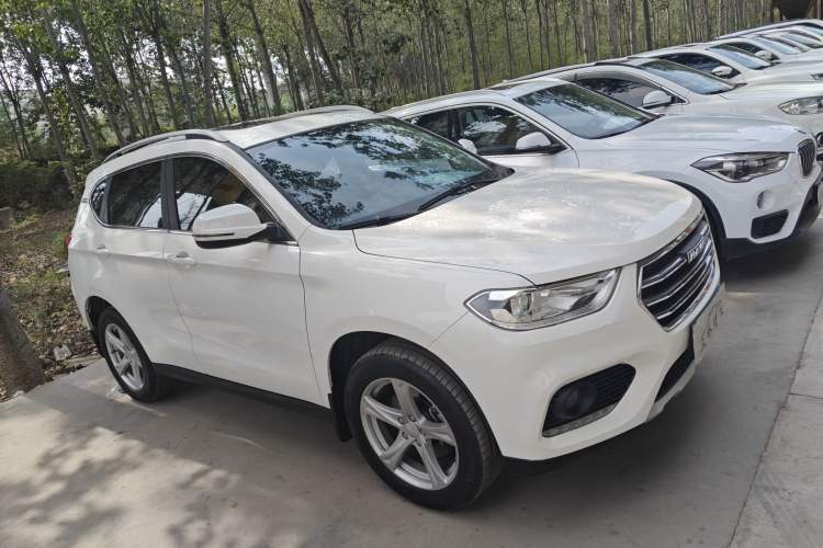 Used Haval H2 2018 1.5T Dual-Clutch Two-Wheel Drive Fashion Model China VI Standard Exterior 2