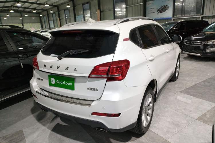 Used Haval H2 2018 Red-Label 1.5T Dual-Clutch Two-Wheel-Drive Luxury Model Exterior 3
