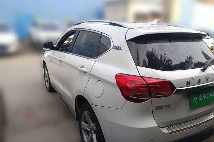 Used Haval H2 2018 Chuanxiang Edition Blue Badge 1.5T Dual-Clutch Two-Wheel Drive Fashionable Model Exterior 3