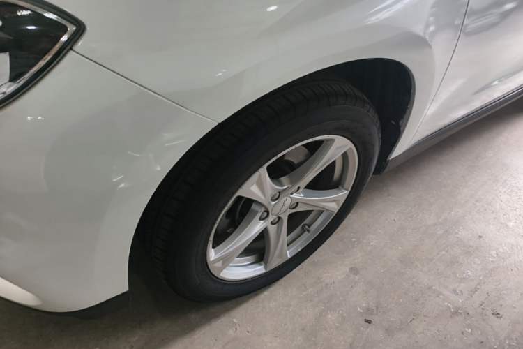 Used Haval H2 2018 Chuanxiang Edition Blue Badge 1.5T Dual-Clutch Two-Wheel Drive ZhiShang Model Exterior 4