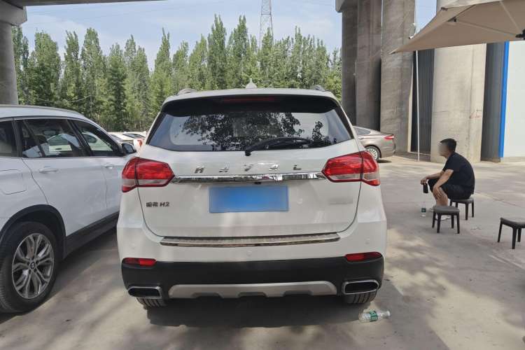 Used Haval H2 2018 1.5T Dual-Clutch Two-Wheel Drive Fashion Model China VI Standard Exterior 4