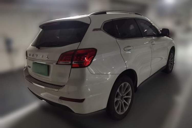 Used Haval H2 2018 Red-Label 1.5T Dual-Clutch Two-Wheel-Drive Luxury Model Exterior 4