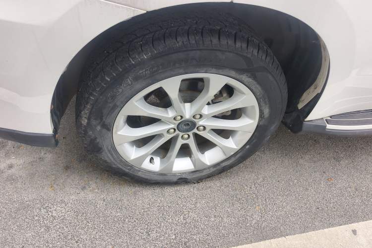 Used Haval H2 2018 Red-Label 1.5T Manual Two-Wheel Drive Elite Model Exterior 5