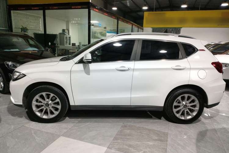 Used Haval H2 2018 Red-Label 1.5T Dual-Clutch Two-Wheel-Drive Luxury Model Exterior 5