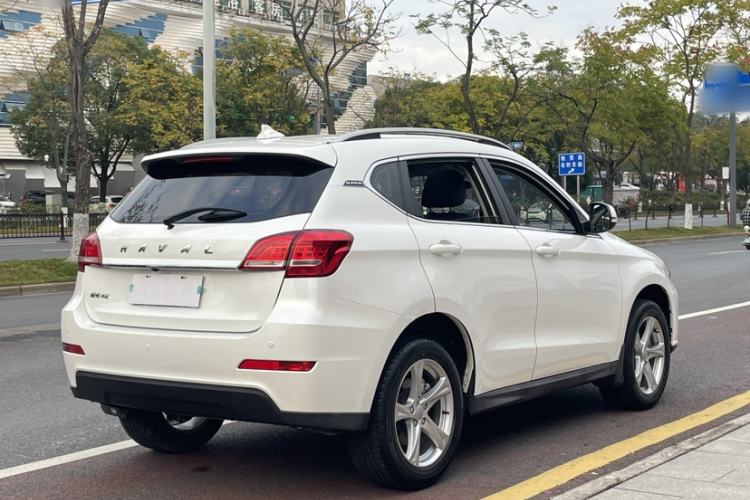 Used Haval H2 2018 1.5T Dual-Clutch Two-Wheel Drive Fashion Model China VI Standard Exterior 5