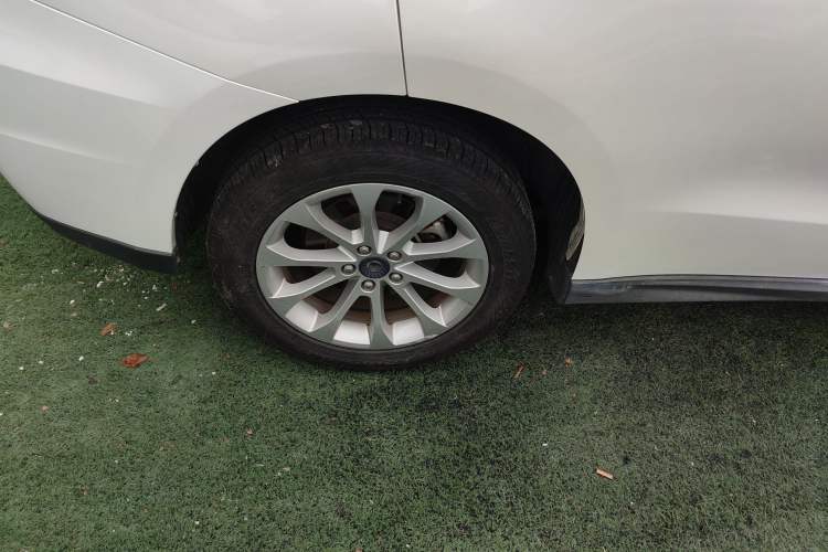 Used Haval H2 2018 Red-Label 1.5T Dual-Clutch Two-Wheel-Drive Luxury Model Exterior 8