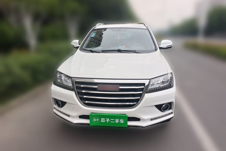 Used Haval H2 2018 Chuanxiang Edition Red Badge 1.5T Dual-Clutch Two-Wheel Drive Fashionable Model Front