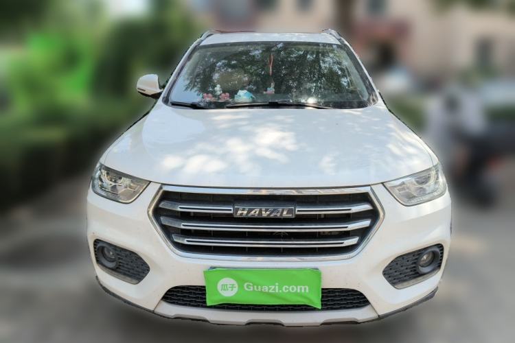 Used Haval H2 2018 Chuanxiang Edition Blue Badge 1.5T Manual Two-Wheel Drive Fashionable Model Front