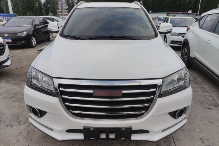 Used Haval H2 2018 Chuanxiang Edition Red Badge 1.5T Dual-Clutch Two-Wheel Drive Fashionable Model Front