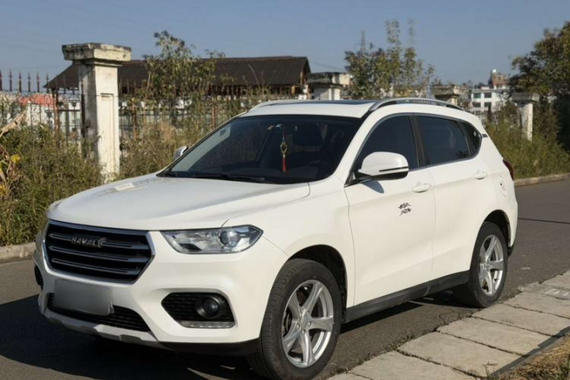 Used Haval H2 2018 1.5T Manual Two-Wheel Drive Luxury Model China VI Standard Front Left 45 Deg