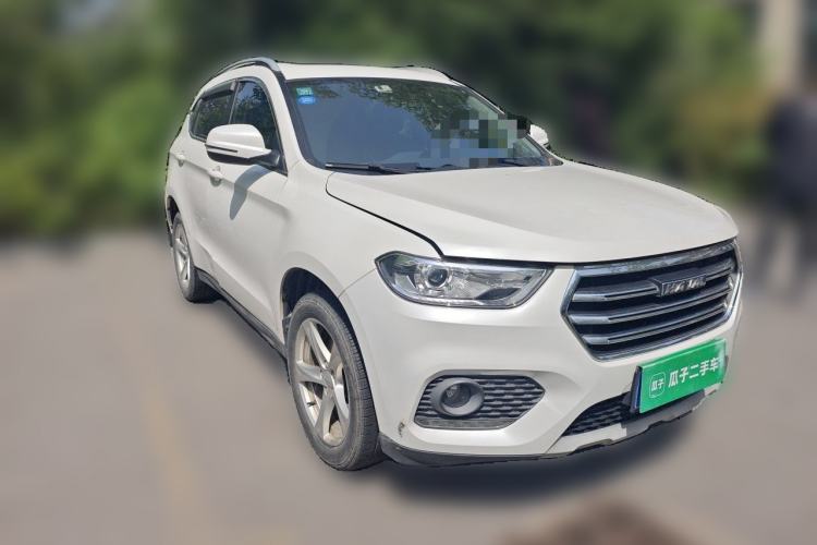 Used Haval H2 2018 Chuanxiang Edition 1.5T Manual Two-Wheel Drive Fashion Model China V Standard Front Right 45 Deg