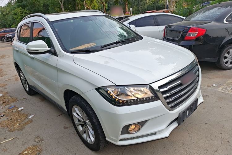 Used Haval H2 2018 Red-Label 1.5T Dual-Clutch Two-Wheel-Drive Elite Model Front Right 45 Deg