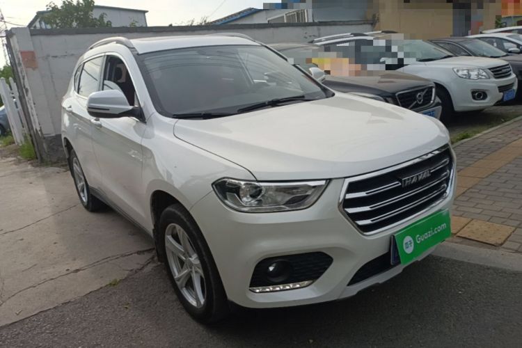 Used Haval H2 2018 1.5T Dual-Clutch Two-Wheel Drive Fashion Model China VI Standard Front Right 45 Deg