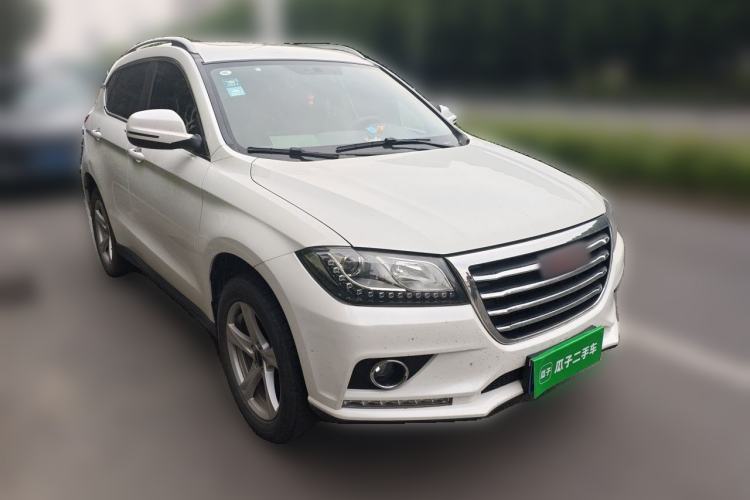 Used Haval H2 2018 Chuanxiang Edition Red Badge 1.5T Dual-Clutch Two-Wheel Drive Fashionable Model Front Right 45 Deg