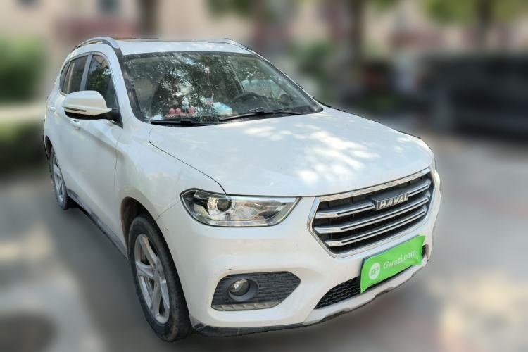 Used Haval H2 2018 Chuanxiang Edition Blue Badge 1.5T Manual Two-Wheel Drive Fashionable Model Front Right 45 Deg