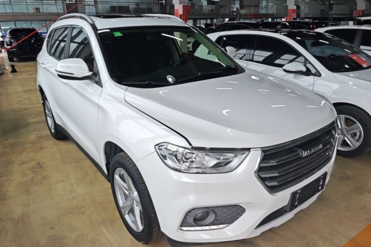 Used Haval H2 2018 1.5T Dual-Clutch Two-Wheel Drive Fashion Model China VI Standard Front Right 45 Deg