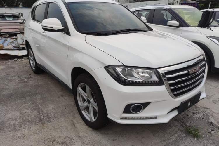 Used Haval H2 2018 Chuanxiang Edition Red Badge 1.5T Dual-Clutch Two-Wheel Drive Fashionable Model Front Right 45 Deg