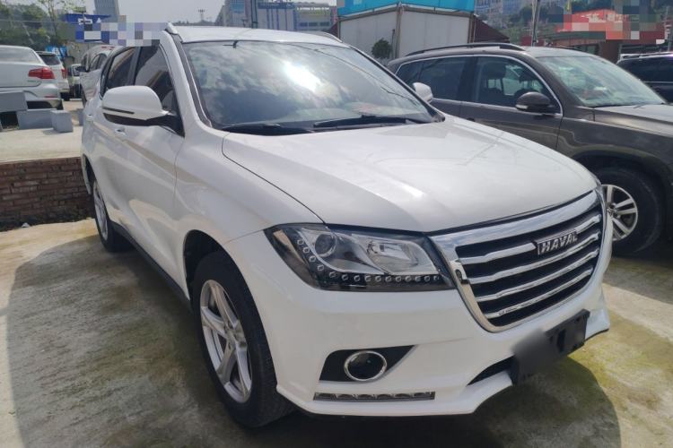 Used Haval H2 2018 1.5T Dual-Clutch Two-Wheel Drive Fashion Model China VI Standard Front Right 45 Deg