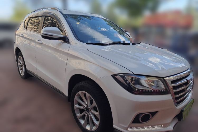 Used Haval H2 2018 Red-Label 1.5T Dual-Clutch Two-Wheel-Drive Luxury Model Front Right 45 Deg