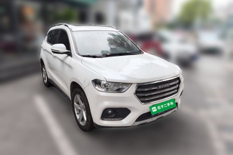 Used Haval H2 2018 Chuanxiang Edition 1.5T Manual Two-Wheel Drive Fashion Model China V Standard Front Right 45 Deg