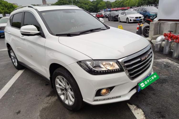 Used Haval H2 2018 Red-Label 1.5T Dual-Clutch Two-Wheel-Drive Luxury Model Front Right 45 Deg