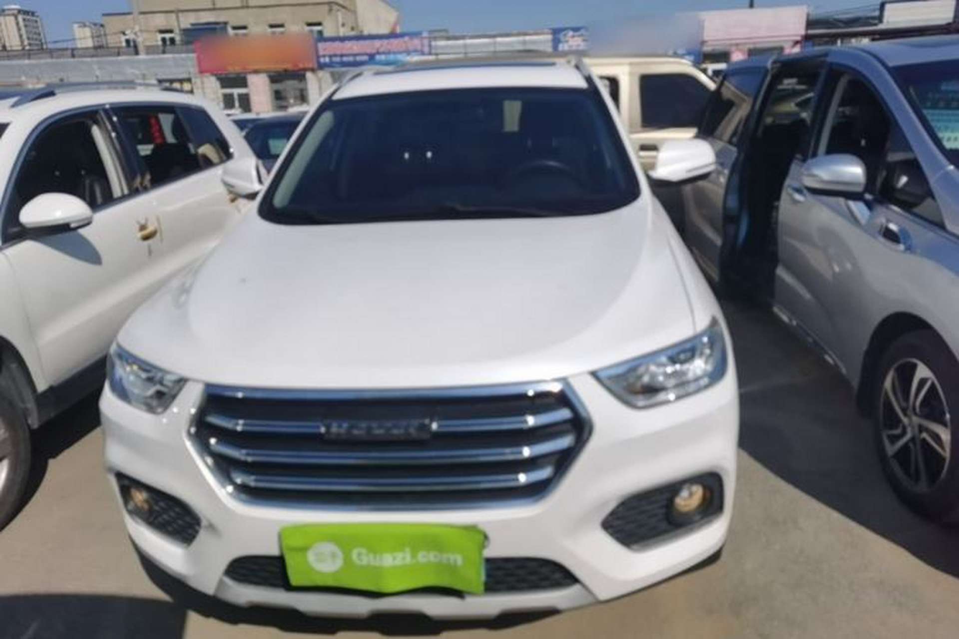 Used Haval H2 2018 Chuanxiang Edition Blue Badge 1.5T Manual Two-Wheel Drive Fashionable Model Front