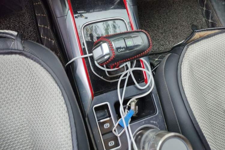 Used Haval H2 2018 Chuanxiang Edition Blue Badge 1.5T Dual-Clutch Two-Wheel Drive Fashionable Model Gear Lever
