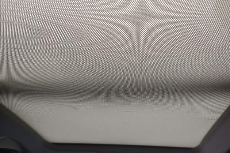 Used Haval H2 2018 Chuanxiang Edition Red Badge 1.5T Dual-Clutch Two-Wheel Drive Fashionable Model Headliner