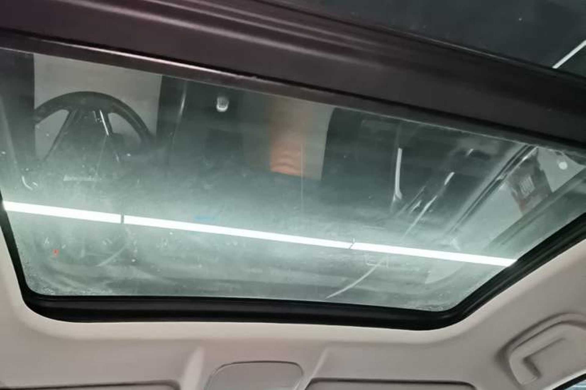 Used Haval H2 2018 Red-Label 1.5T Manual Two-Wheel Drive Luxury Model Headliner