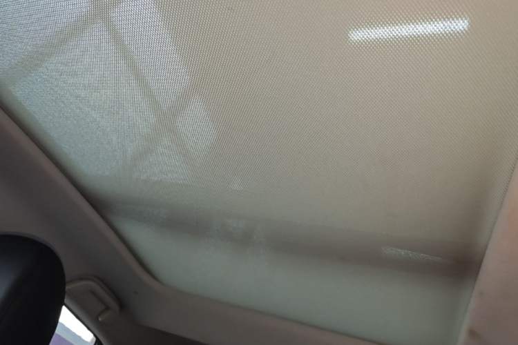Used Haval H2 2018 1.5T Dual-Clutch Two-Wheel Drive Fashion Model China VI Standard Headliner