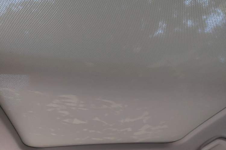 Used Haval H2 2018 Red-Label 1.5T Dual-Clutch Two-Wheel-Drive Luxury Model Headliner