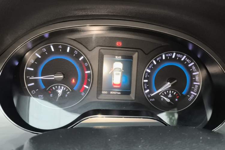 Used Haval H2 2018 Red-Label 1.5T Manual Two-Wheel Drive Elite Model Instrument Cluster