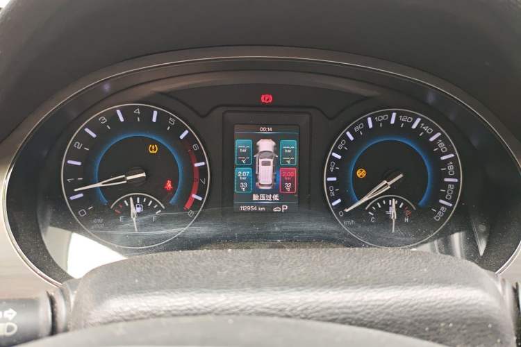 Used Haval H2 2018 Red-Label 1.5T Dual-Clutch Two-Wheel-Drive Luxury Model Instrument Cluster
