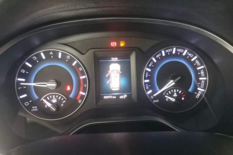 Used Haval H2 2018 1.5T Dual-Clutch Two-Wheel Drive Fashion Model China VI Standard Instrument Cluster