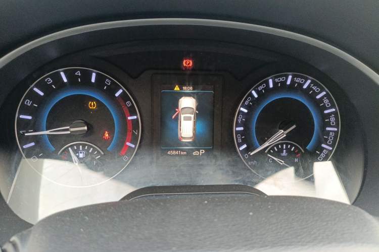 Used Haval H2 2018 Chuanxiang Edition Blue Badge 1.5T Dual-Clutch Two-Wheel Drive Fashionable Model Instrument Cluster