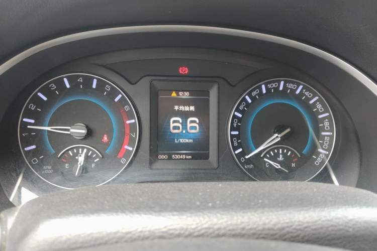 Used Haval H2 2018 Blue Label 1.5T Manual Two-Wheel Drive Elite Model Instrument Cluster