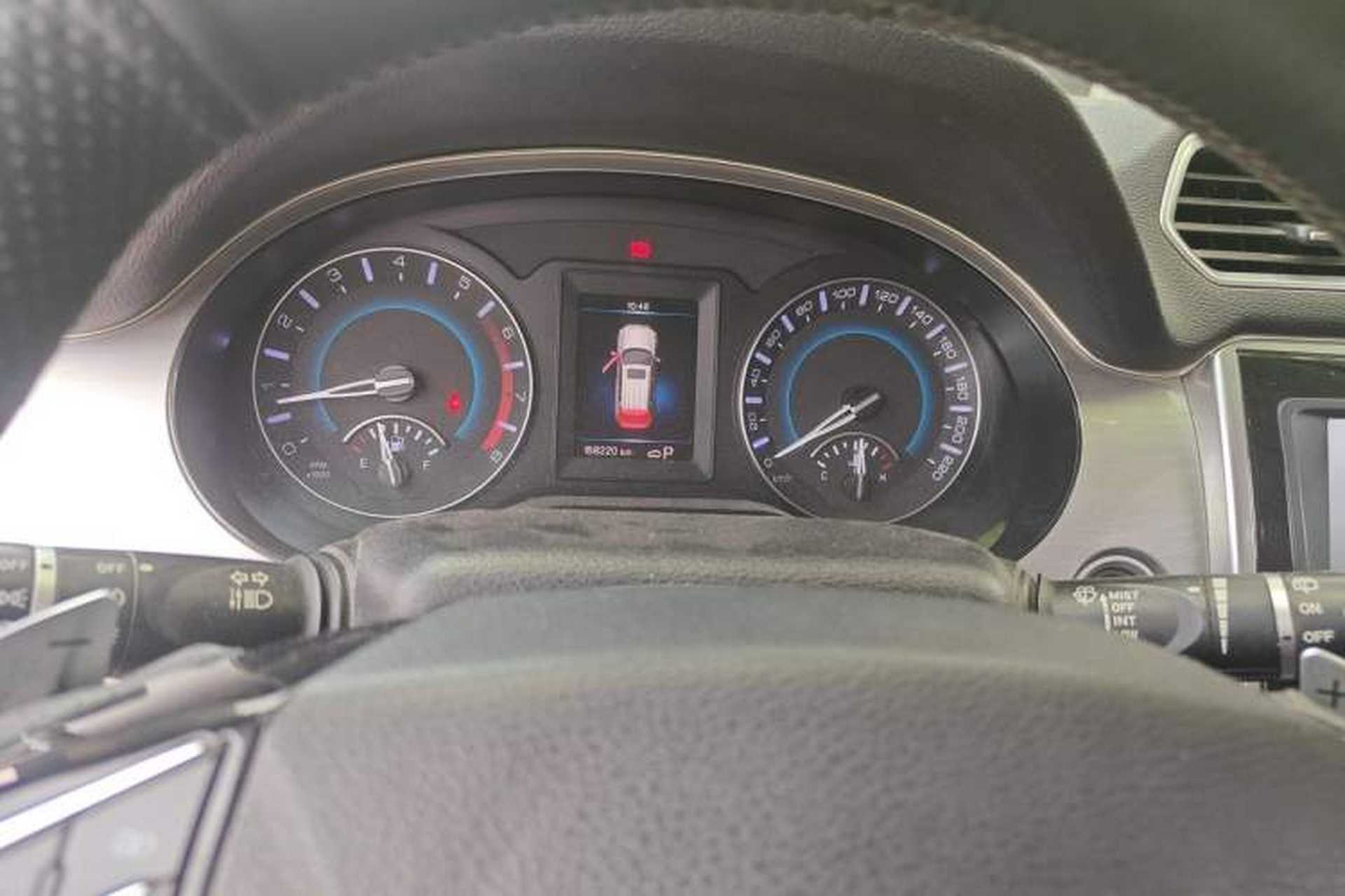 Used Haval H2 2018 1.5T Dual-Clutch Two-Wheel Drive Fashion Model China VI Standard Instrument Cluster