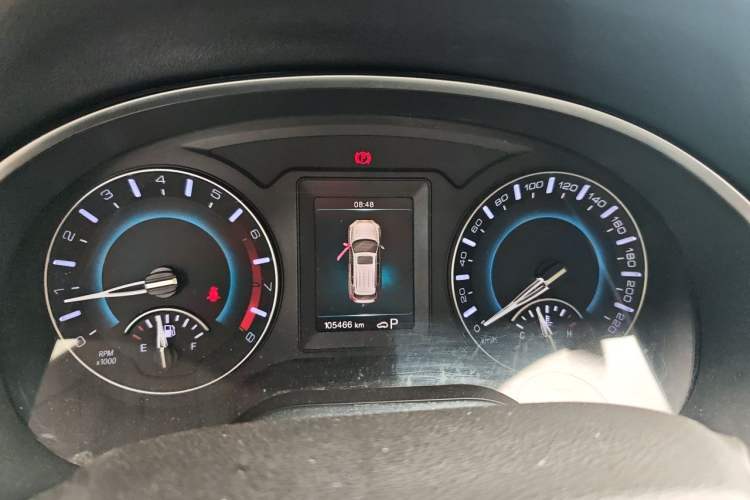 Used Haval H2 2018 Chuanxiang Edition Blue Badge 1.5T Dual-Clutch Two-Wheel Drive ZhiShang Model Instrument Cluster